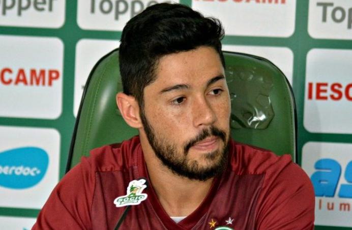 O meia Rondinelly lamentou as chances desperdiçadas pelo Guarano no final do jogo