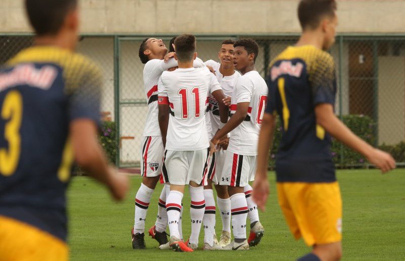 PAULISTA SUB-15: Palmeiras se classifica e Corinthians encaminha a vaga