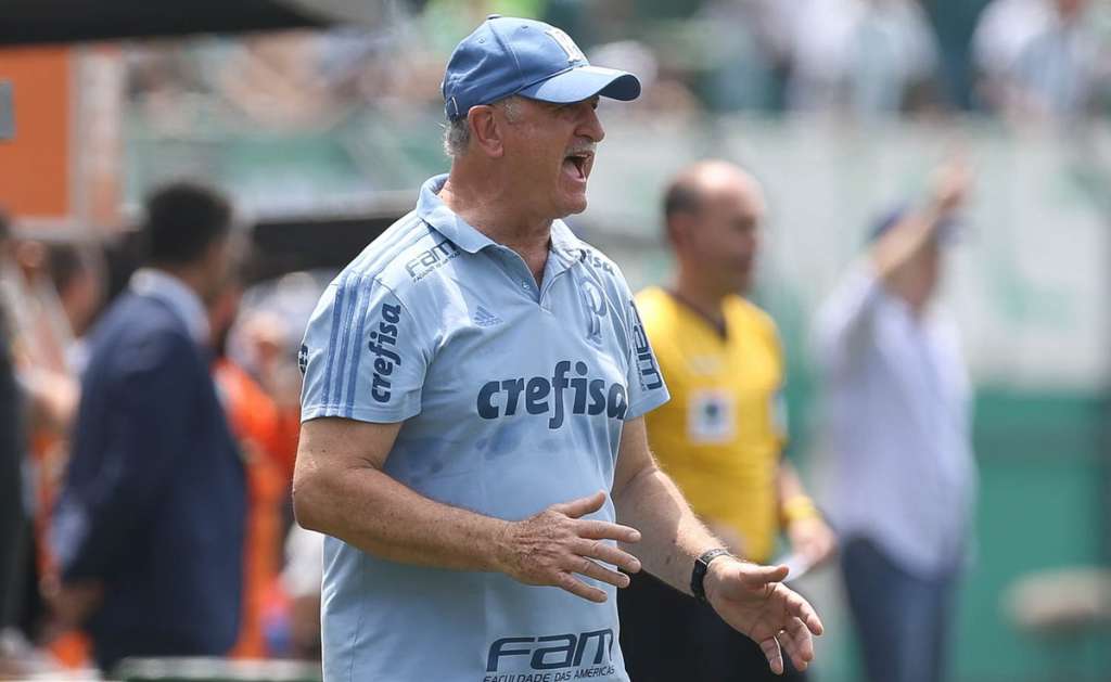 Após vitória, Felipão admite secar rivais e diz que não pensa no São Paulo