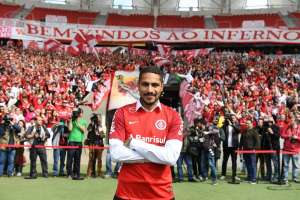 Justiça suíça nega recurso de Guerrero, que segue punido e sem poder jogar