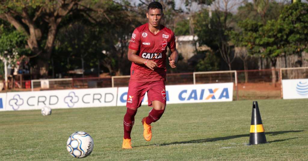 O atacante Mateus Anderson é um dos destaques do Vila Nova no campeonato (Foto: Douglas Monteiro/Vila Nova)