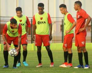 Série B: Sem Zé Love, Oeste se prepara para confronto direto contra o Criciúma