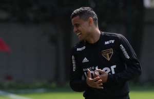 De olho em 'decisão' contra o Palmeiras, Everton treina em dia de folga no São Paulo