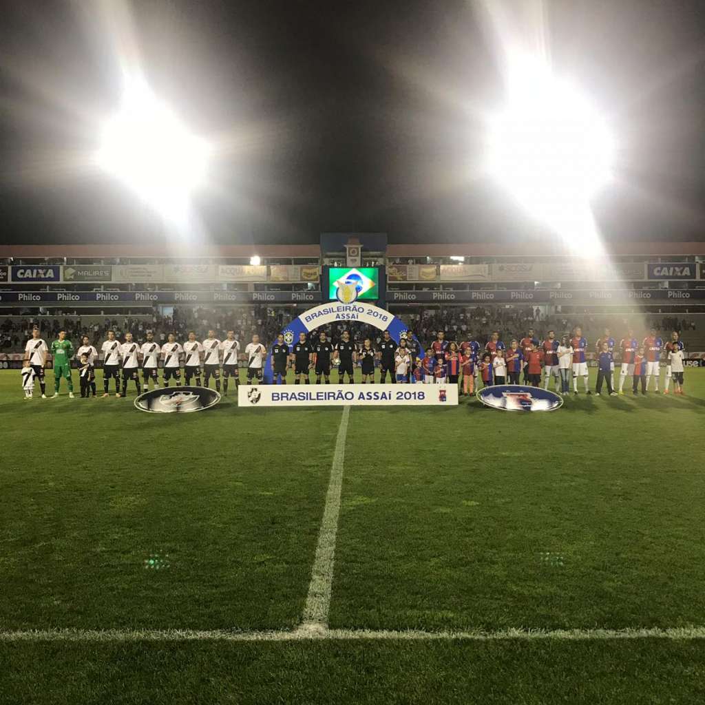 Frustrado após empate, atacante do Paraná diz: 'Enquanto tiver chances, vamos lutar'