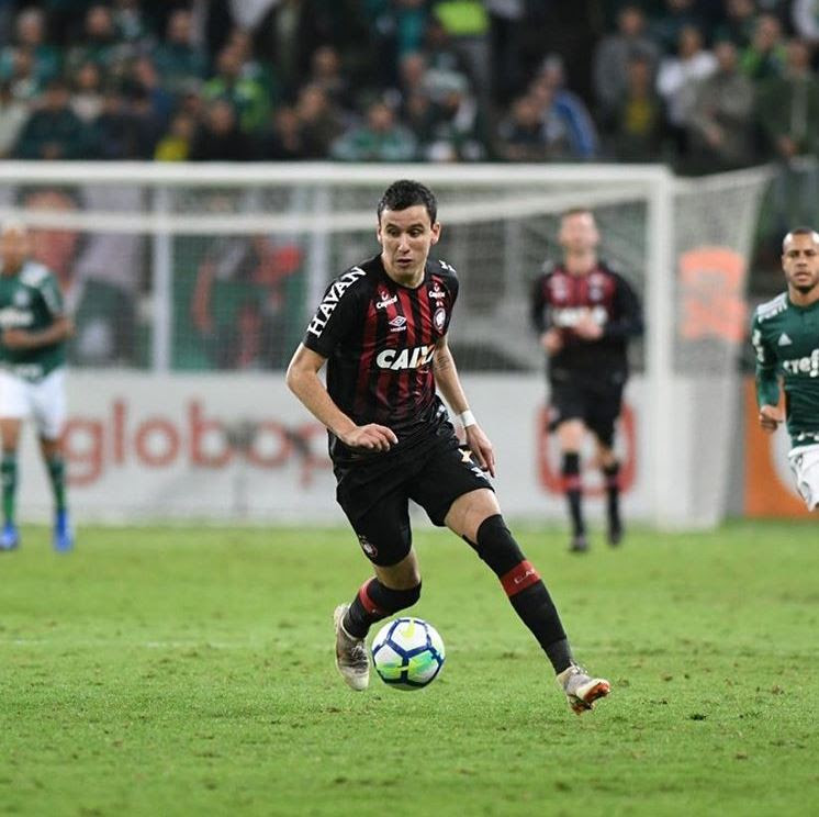 Pablo celebra ‘melhor mês da carreira’ com a camisa do Atlético Paranaense