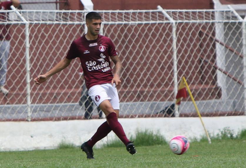 Vindo de empate em casa contra o Olímpia, em 1 a 1, o Moleque Travesso viajou para Araraquara pensando em pontuar (Foto: Marcelo Germano/C.A. Juventus)
