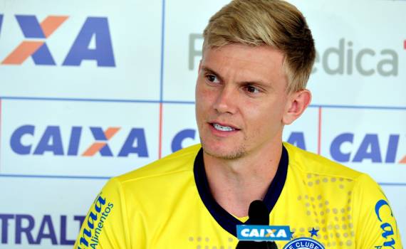 Douglas quer classificação contra Botafogo para Bahia fazer história na Sul-Americana