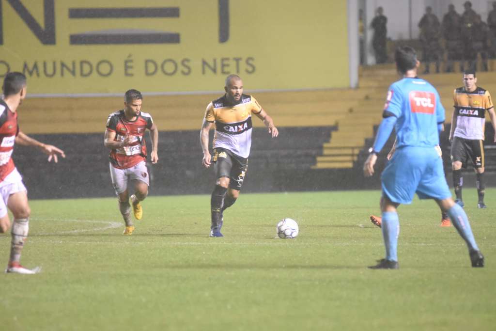 Oeste segurou empate diante do Criciúma - Ulisses Job/www.criciuma.com.br