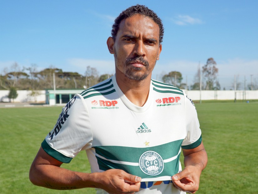 Série B: Zagueiro do Coritiba diz que vencer Juventude será mais difícil do que o Avaí