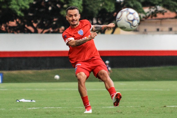 Série B: Sem marcar há 35 jogos, atacante é dispensado pelo Paysandu