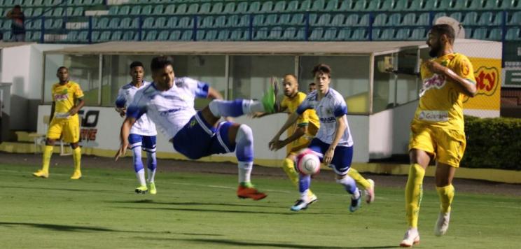 Mirassol venceu o Santo André por 1 a 0 e segurou a liderança no Grupo 5. Foto: Marcos Freitas