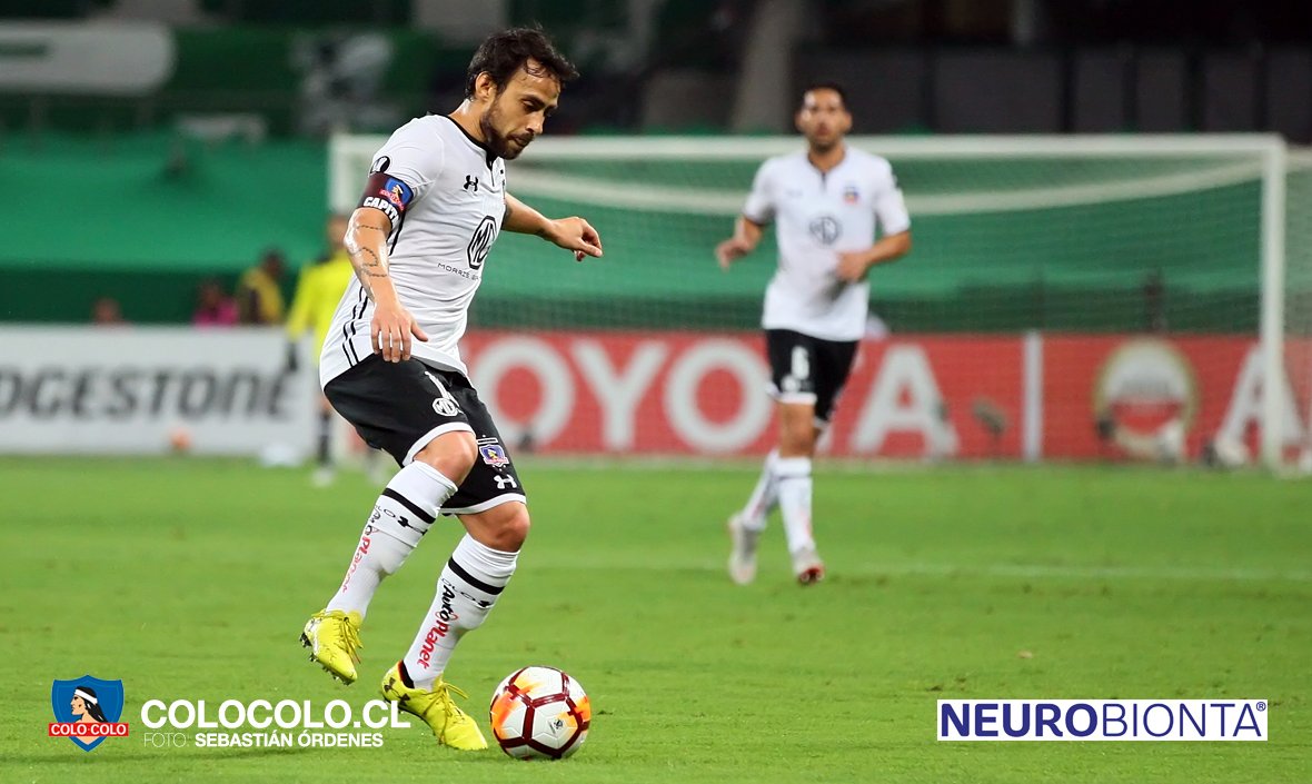 Após eliminação, Valdivia revela torcida para Palmeiras ser campeão