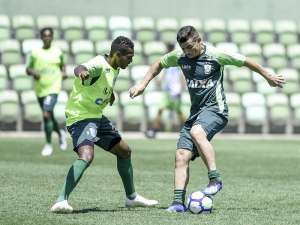 Zagueiro do América-MG alerta sobre bom momento de Pablo, do Atlético-PR