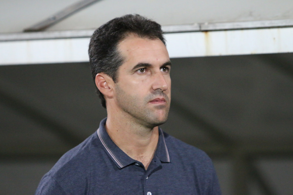 Executivo de futebol do Botafogo-SP confirma permanência de Léo Condé