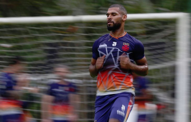 Willian Maranhão, contratado há 1 mês, pede que Vasco transforme boas atuações em vitórias