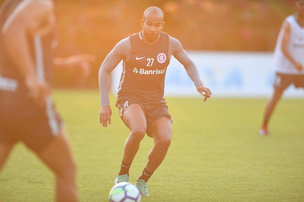 Patrick admite queda de rendimento no Inter: ‘Não venho fazendo bons jogos’