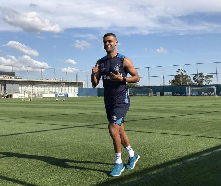 Alisson acredita que o Grêmio tem capacidade para levar o título brasileiro (Foto: Divulgação/Grêmio)