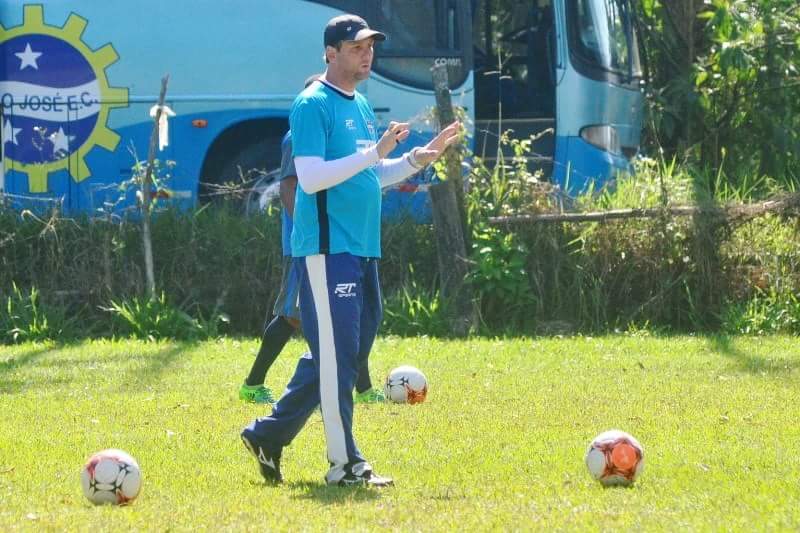 Segundona: ‘Será outro jogo, outra história’, diz técnico do São José sobre tabu
