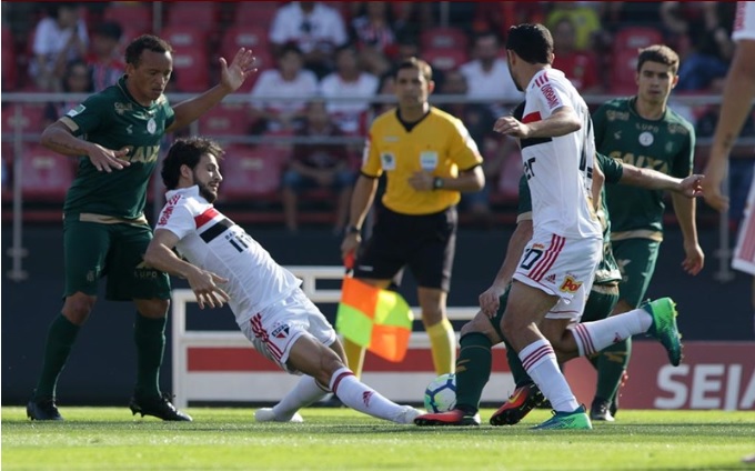 Nenê tenta evitar sua maior seca de gols no Brasileirão pelo São Paulo