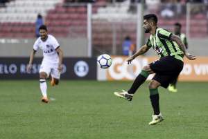 Atlético-PR x América-MG - Confronto direto para se afastar do Z4