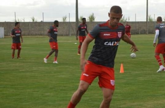 Para Lázaro, o jogo deste sábado no Moisés Lucarelli terá o tempero extra de ambas as equipes quererem derrubar os respectivos tabus