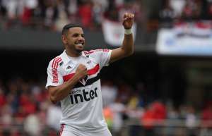 Invicto no São Paulo, Bruno Peres admite incômodo com série de empates