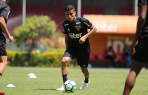 Everton e Antony são relacionados por Diego Aguirre no São Paulo