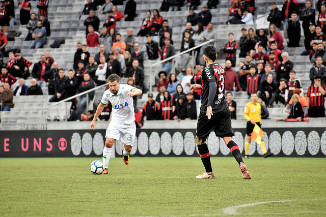 Atlético-PR goleia América-MG - Daniel Hott / América