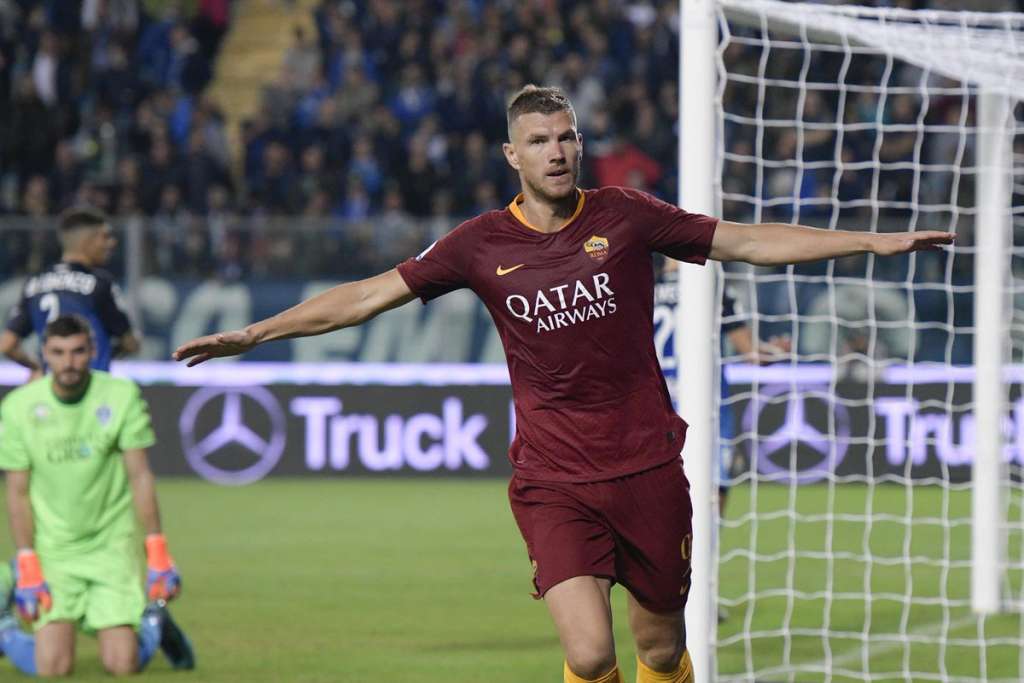 Fora, Roma se aproveita de pênalti perdido pelo Empoli e vence por 2 a 0