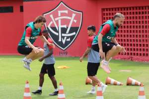 Após derrota para o Santos no Barradão, Vitória inicia preparação para jogo contra Chape