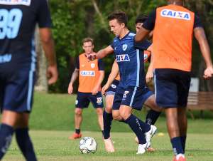 Série B: Dagoberto se recupera de lesão e reforça o Londrina contra São Bento