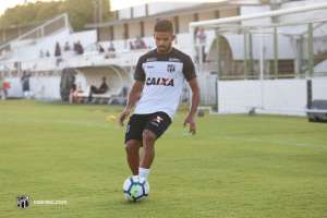 Felipe Jonatan comenta sobre responsabilidade do Ceará na reta final do Brasileirão