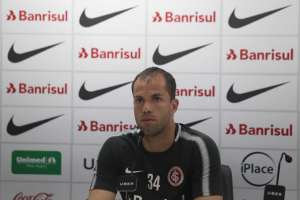 Sem Moledo e Damião, Inter perde Rossi por lesão e atacante está fora do próximo jogo