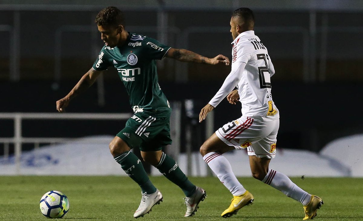 Substítuido por lesão no Choque-Rei, Marcos Rocha pode desfalcar Palmeiras por até um mês