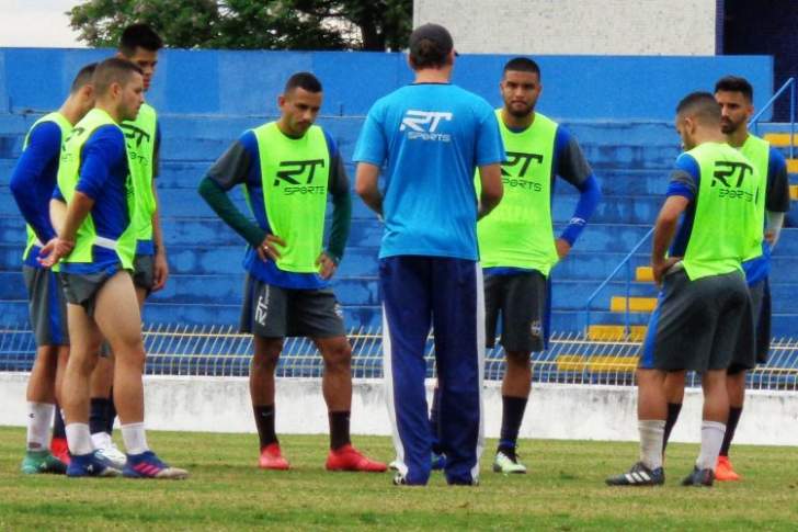 Segundona: Precisando vencer, técnico do São José diz: ‘Ainda falta metade do jogo’