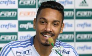 Antônio Carlos admite pressão maior no Palmeiras em caso de título do Corinthians
