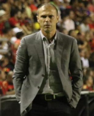 Milton Mendes tenta milagre do Sport