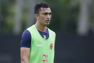 Recuperado, Raul diz estar pronto para jogar e deve substituir Maranhão no Vasco