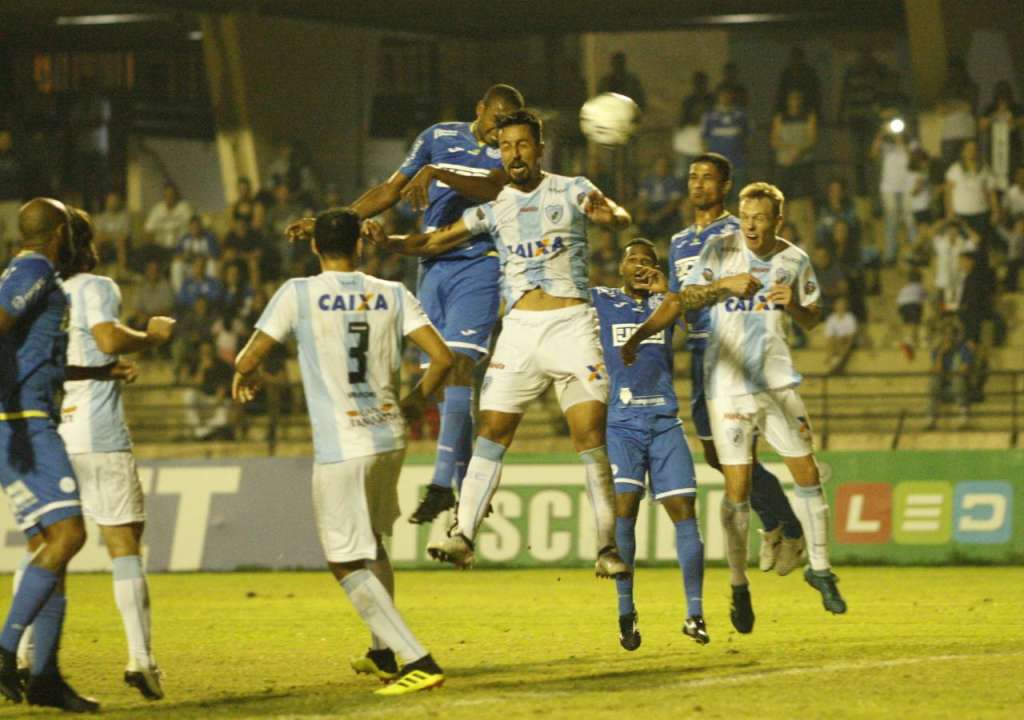 Série B: São Bento vai para o Paraná com dúvidas para encarar Londrina
