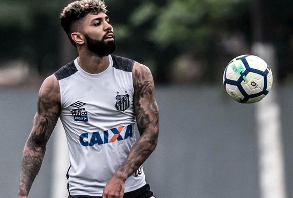 Gabigol viveu semana tranquila. Ele tem 13 gols. Foto: Ivan Storti