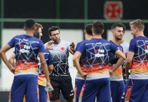 Vasco x Cruzeiro - Cruzmaltino encara reservas da Raposa para fugir do Z4