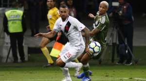 De volta ao Vasco, Castán pede ao time: 'Precisamos acreditar mais na gente'