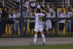 BRASILEIRÃO: Flamengo passeia diante do Flu e Santos vence Corinthians