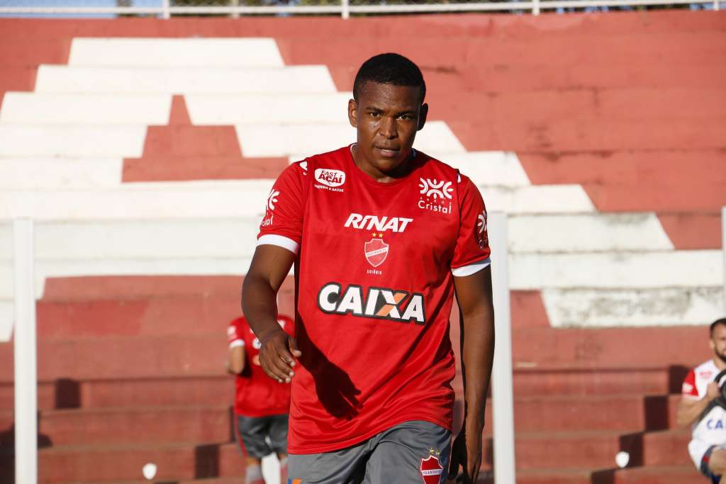 Alan Mineiro foi fundamental na vitória do Vila Nova sobre o Boa Esporte dentro de casa. (Foto: Douglas Monteiro/Vila Nova) Alan Mineiro foi fundamental na vitória do Vila Nova sobre o Boa Esporte dentro de casa. (Foto: Douglas Monteiro/Vila Nova)