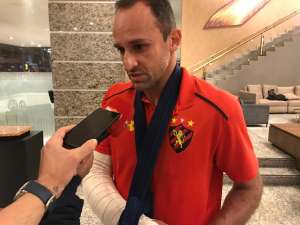Magrão, goleiro do Sport, sofre fratura e está fora do Campeonato Brasileiro