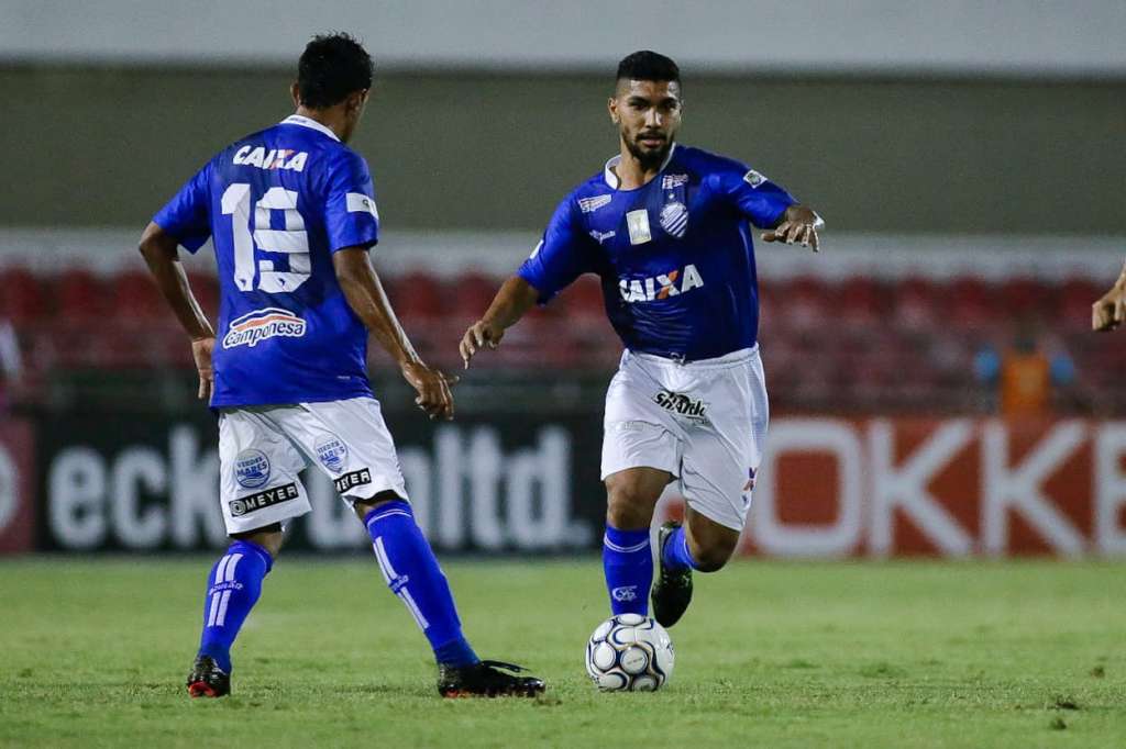 CSA, Atlético-GO e Coritiba entram em campo de olho no G4 da Série B