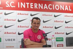 Leandro Damião revela que tomou injeção para encarar o São Paulo