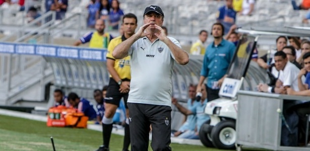 Atlético-MG não perde tempo e anuncia Levir Culpi como treinador