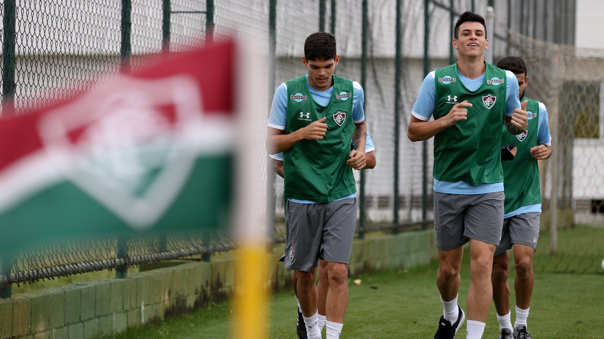 Fluminense faz treino técnico no Rio em dia de conversa com Marcelo
