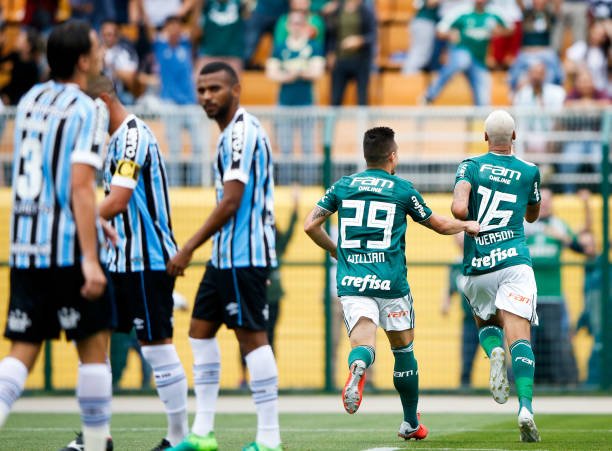 Felipão faz campanha similar à de Cuca no Palmeiras na conquista de 2016